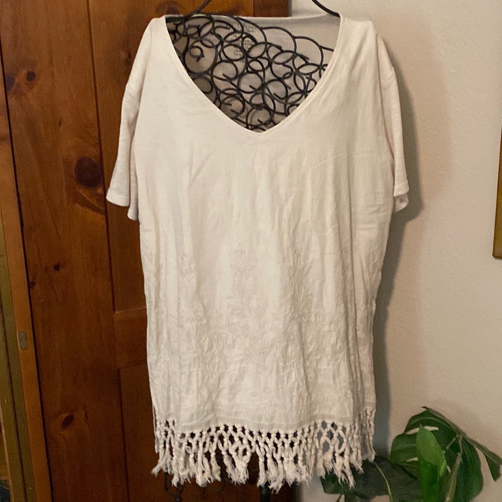 Chico’s Tassel Hem Embroidery Tunic Top Size XL